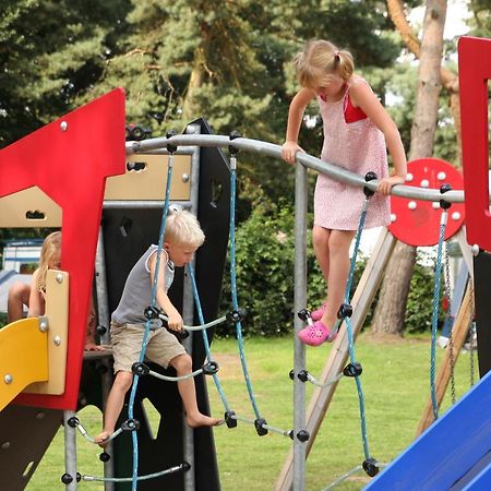 Lodge 6 personen camping de Molenhof Reutum Esterno foto