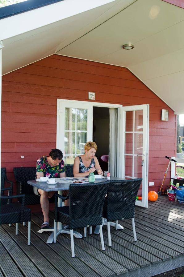 Lodge 6 personen camping de Molenhof Reutum Esterno foto