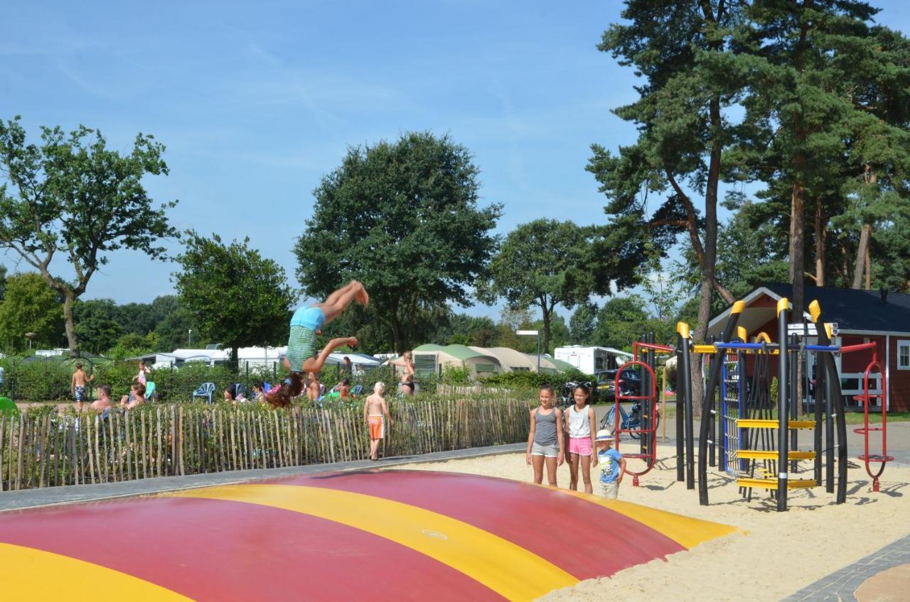 Lodge 6 personen camping de Molenhof Reutum Esterno foto