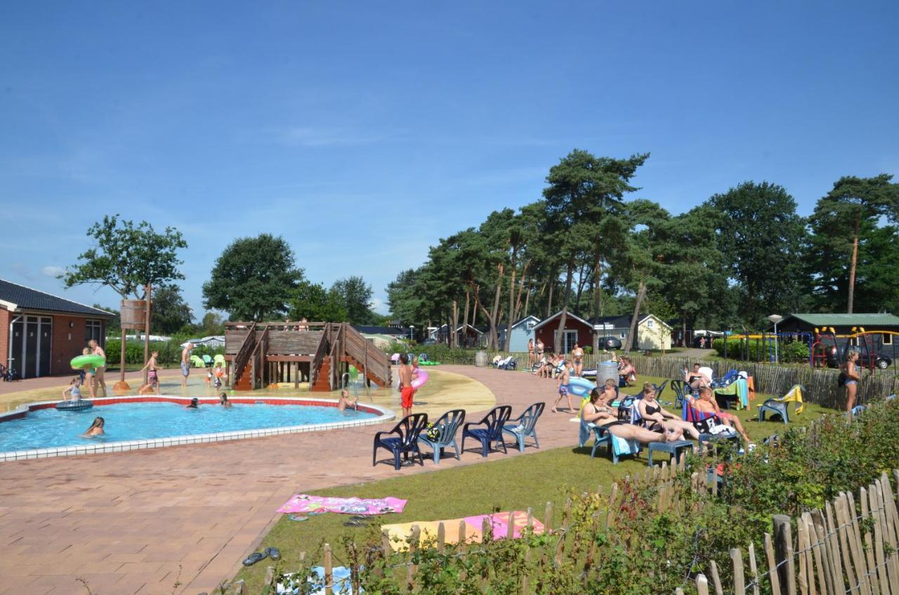Lodge 6 personen camping de Molenhof Reutum Esterno foto