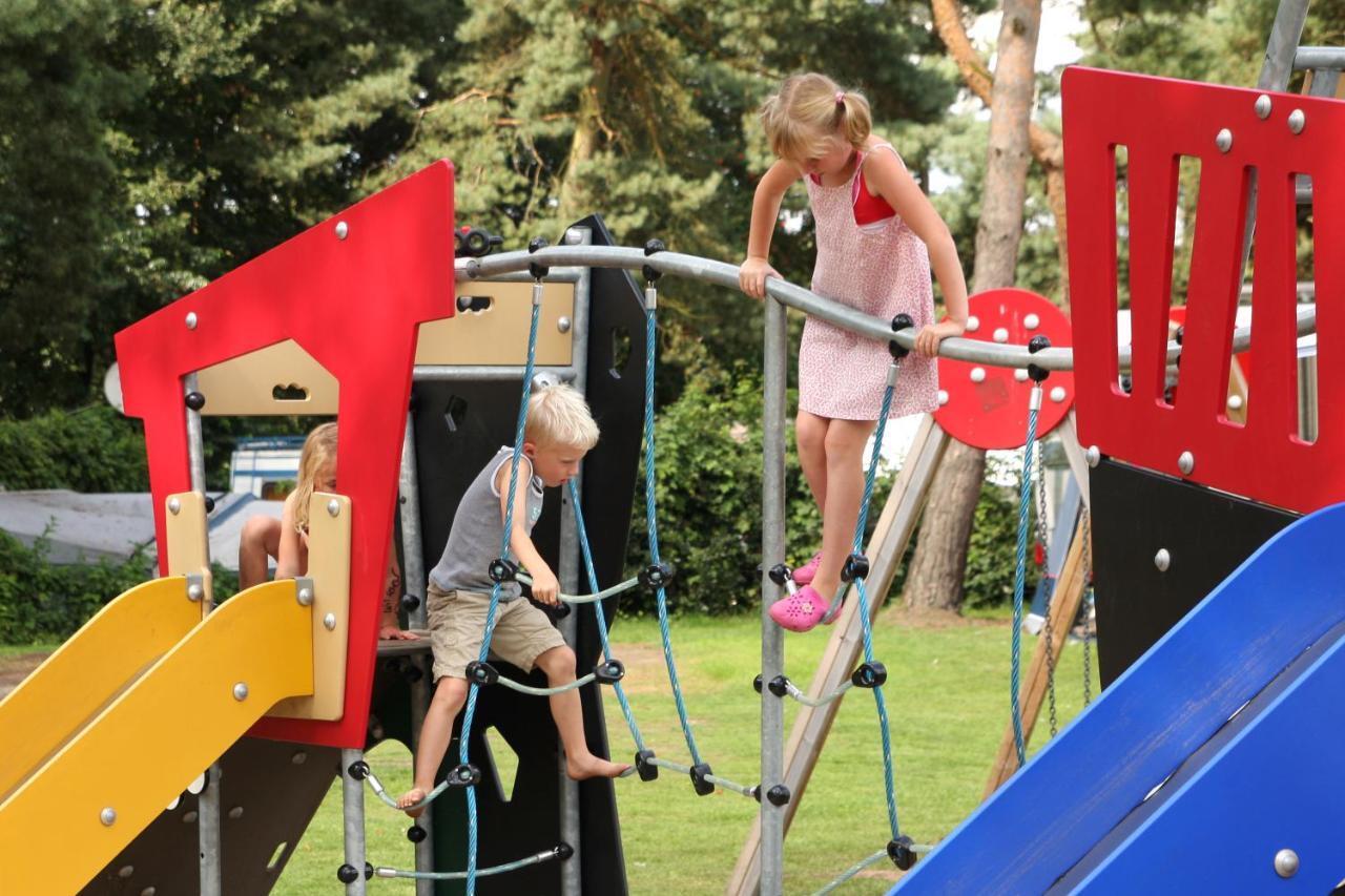 Lodge 6 personen camping de Molenhof Reutum Esterno foto